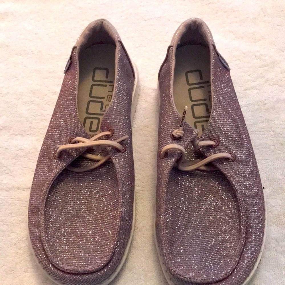 Hey Dude Wendy Youth size 4 NWOT